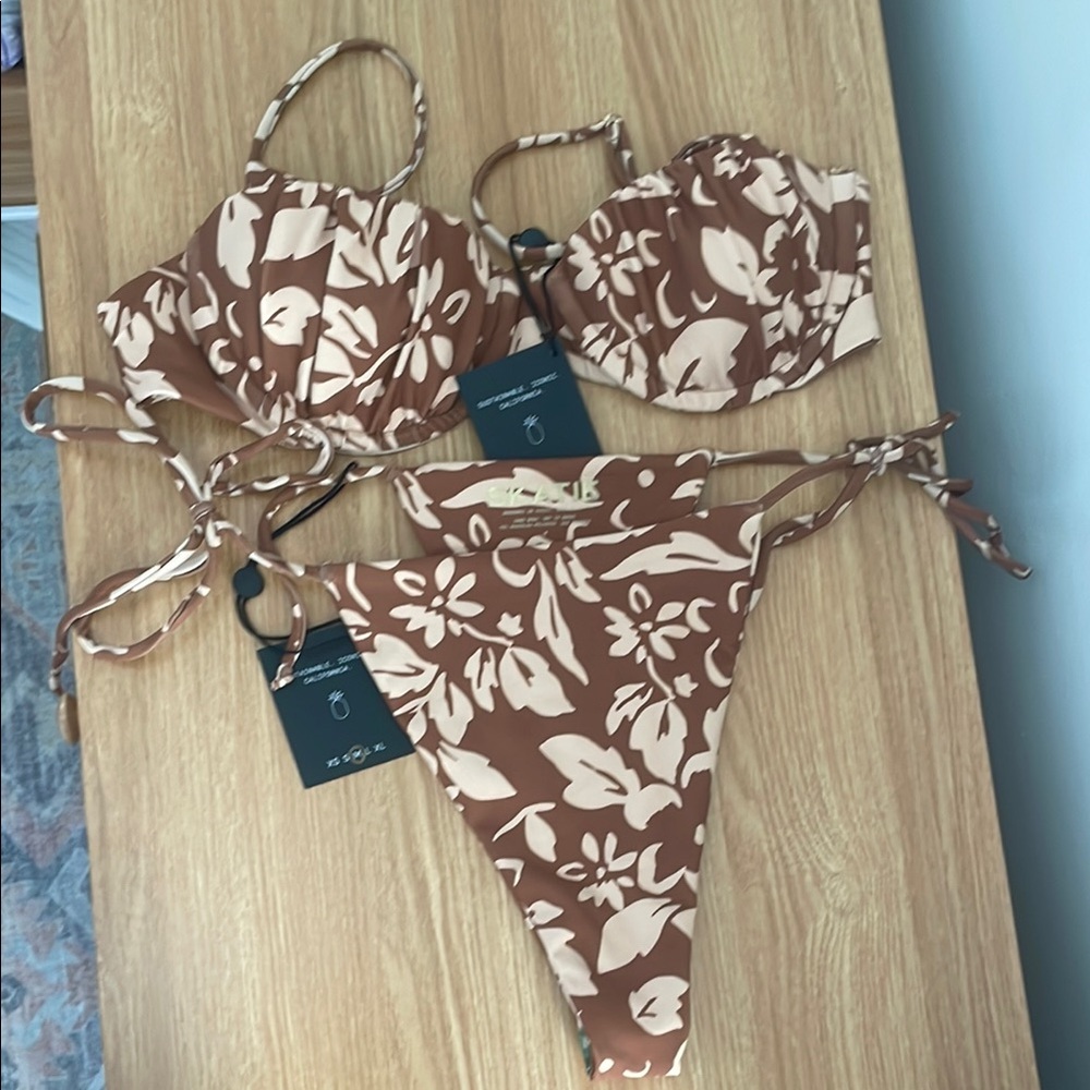 Skatie Bikini Set